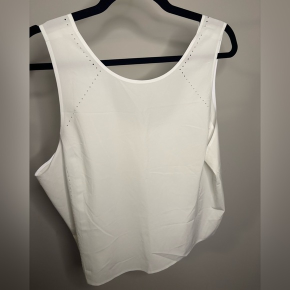 Athleta Terra Crop Tank Size Extra Large - Picture 3 of 8